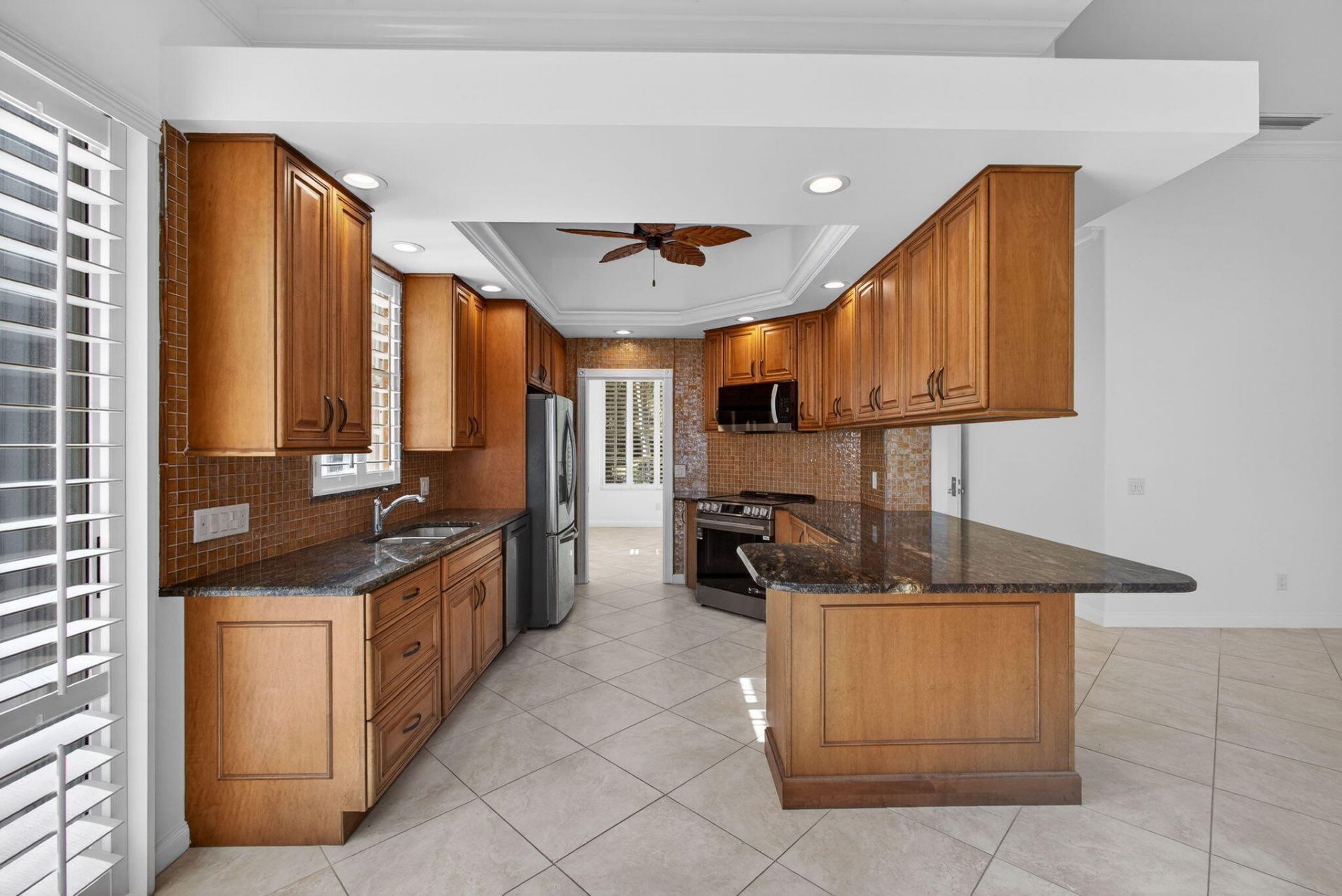 520 E Tall Oaks Drive, Palm Beach Gardens, FL 33410 Photo