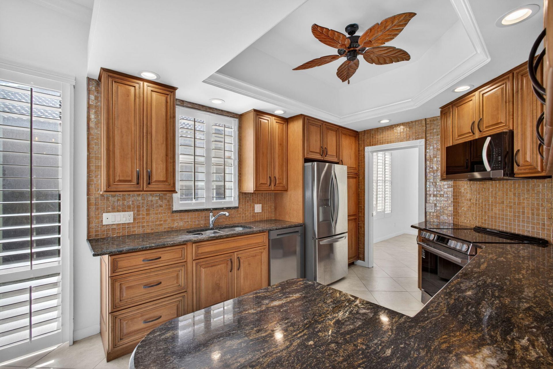 520 E Tall Oaks Drive, Palm Beach Gardens, FL 33410 Photo