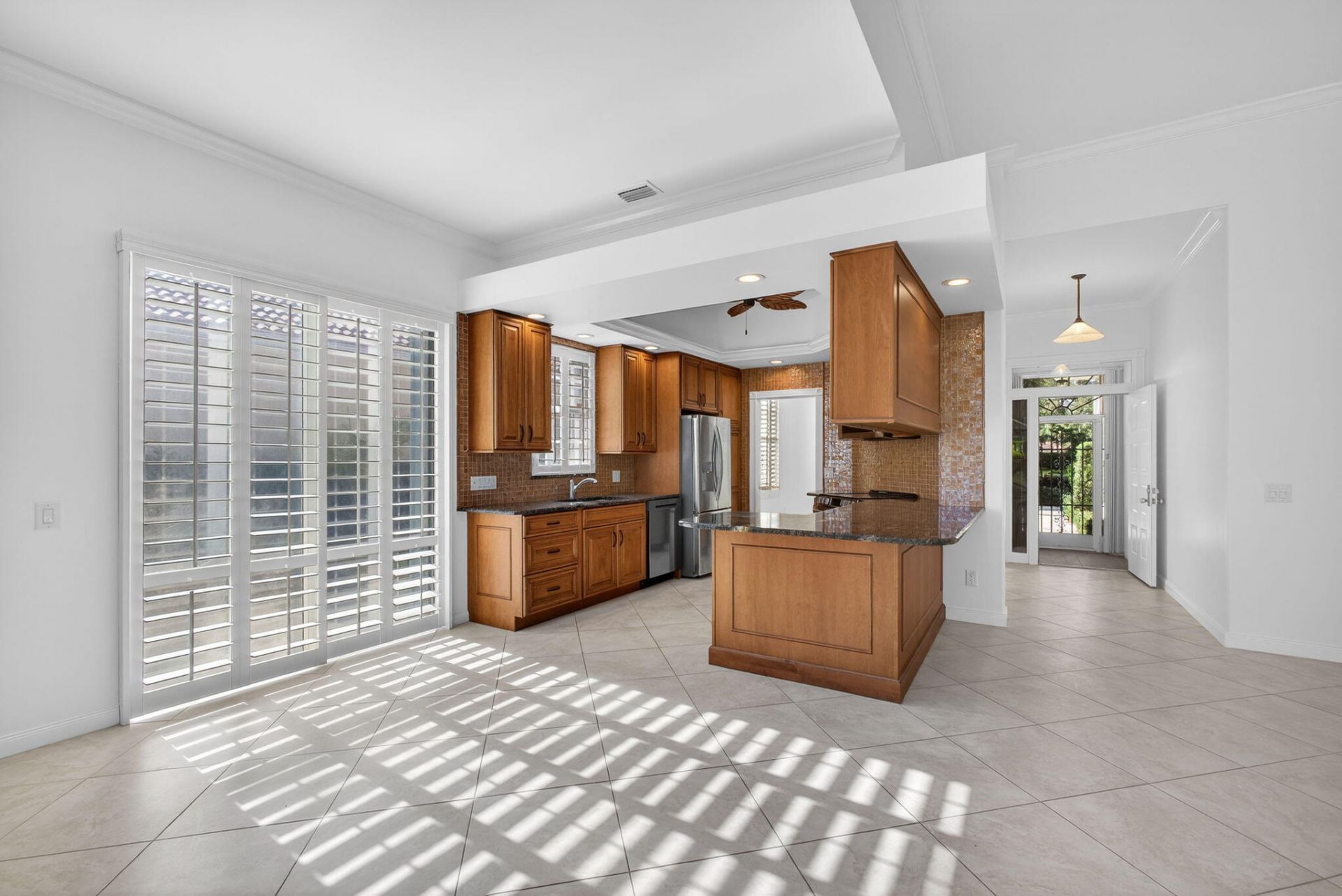 520 E Tall Oaks Drive, Palm Beach Gardens, FL 33410 Photo