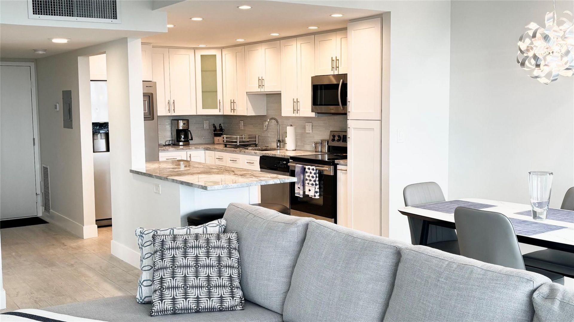 531 N Ocean Boulevard, Unit 1601, Pompano Beach, FL 33062 Photo