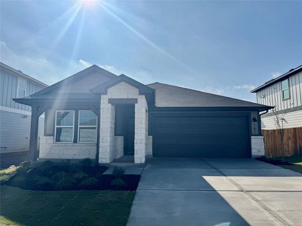 141 Boondoggle RDG, Cedar Creek, TX 78612