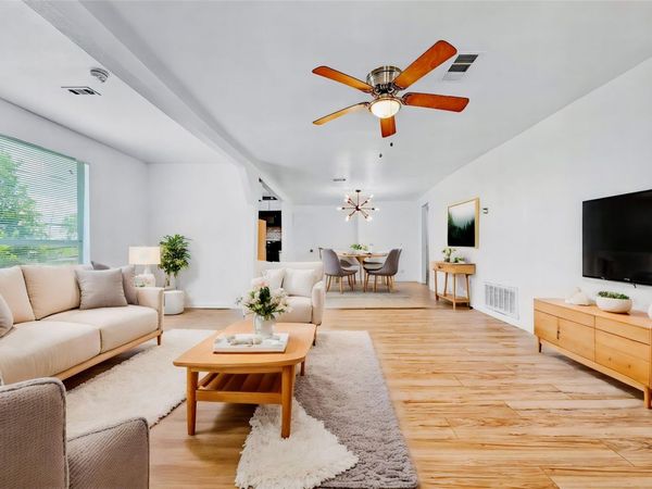 1200 Walnut Ave, Austin, TX 78702