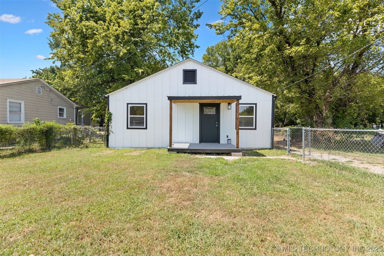 422 S 49th West Avenue, Tulsa, OK 74127 Main Photo