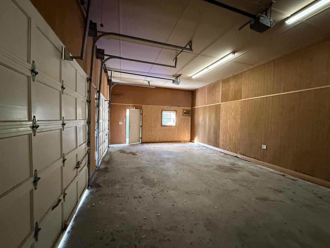 250 Meeting Street Photo 8