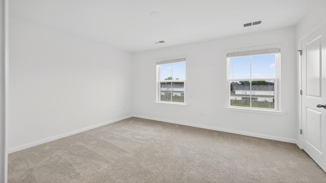 4633 Forest Hills Drive Photo 15