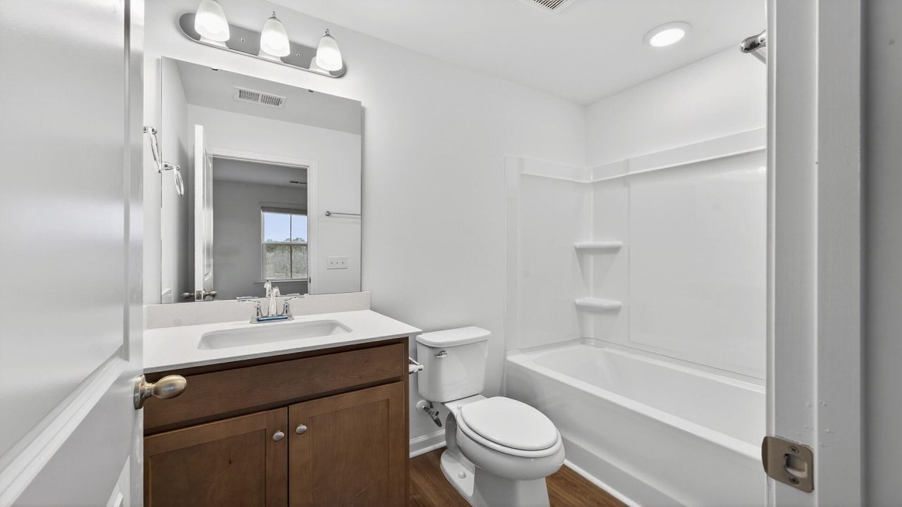 4633 Forest Hills Drive Photo 16