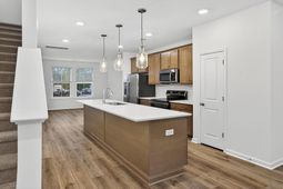 4633 Forest Hills Drive photo 4