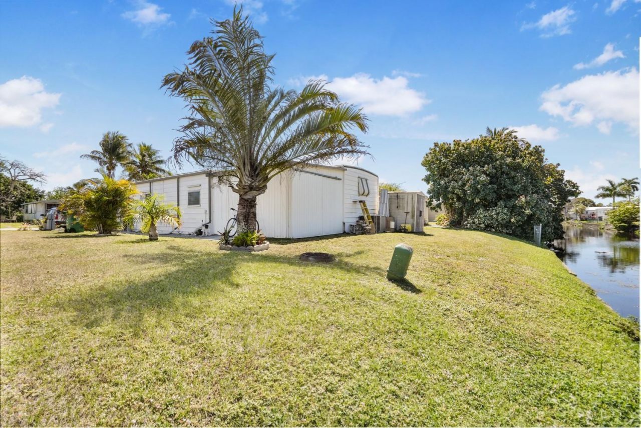 2001 SW 84th Avenue, Davie, FL 33324 Photo