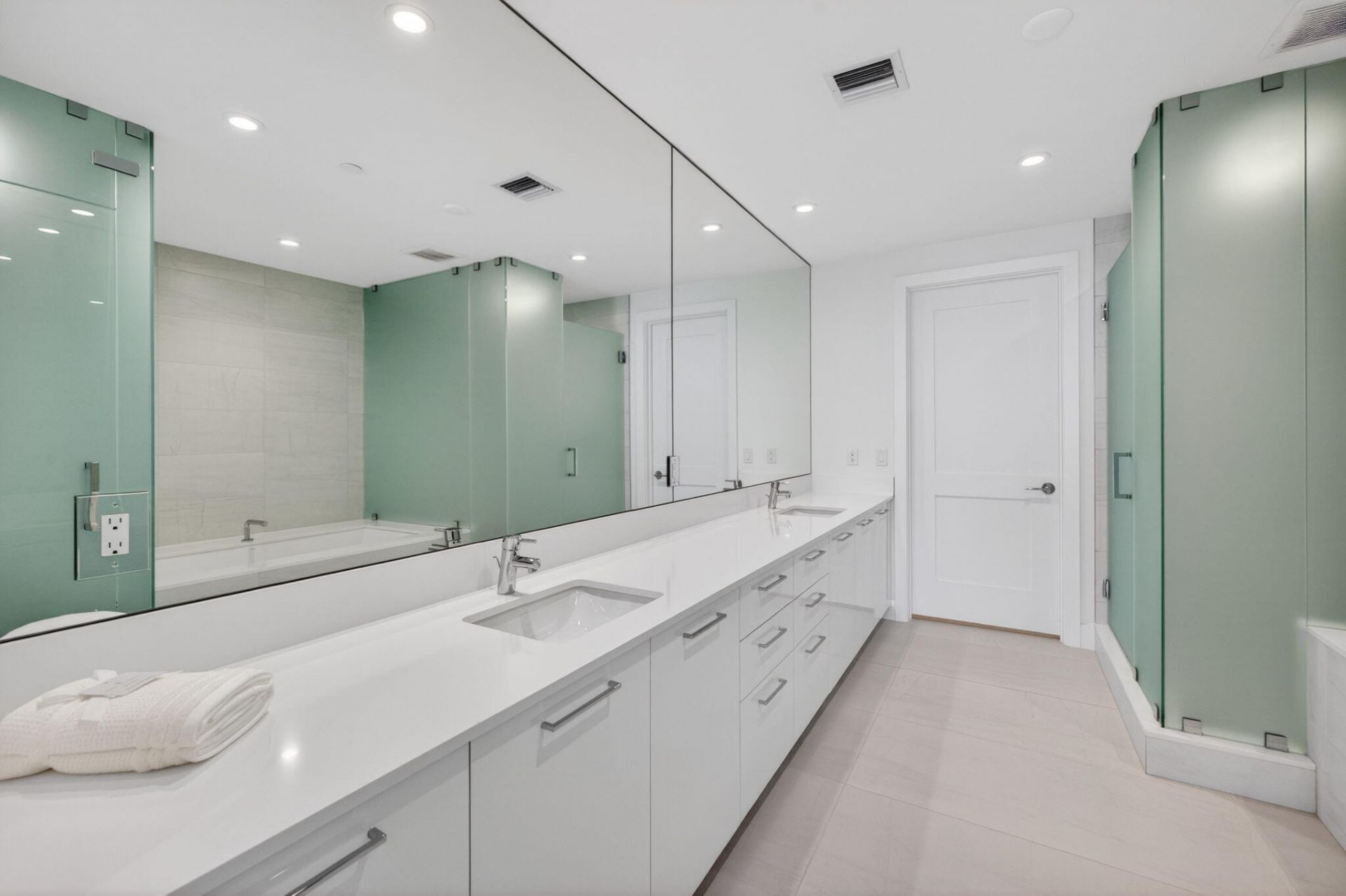 153 N Seabreeze Boulevard, Unit 901-s, Fort Lauderdale, FL 33304 Photo