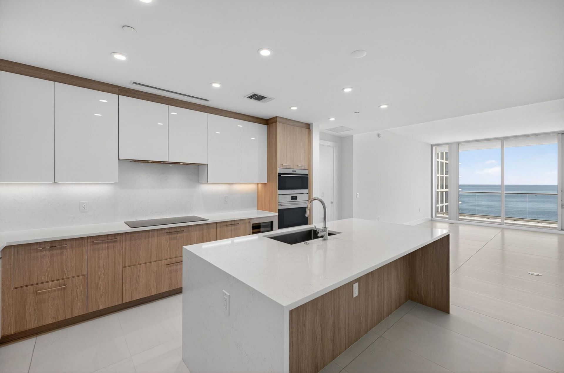 153 N Seabreeze Boulevard, Unit 901-S, Fort Lauderdale, FL 33304 Photo