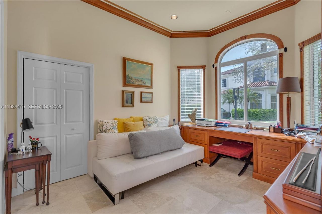 3942 194th Ln, Sunny Isles Beach, FL 33160 Photo