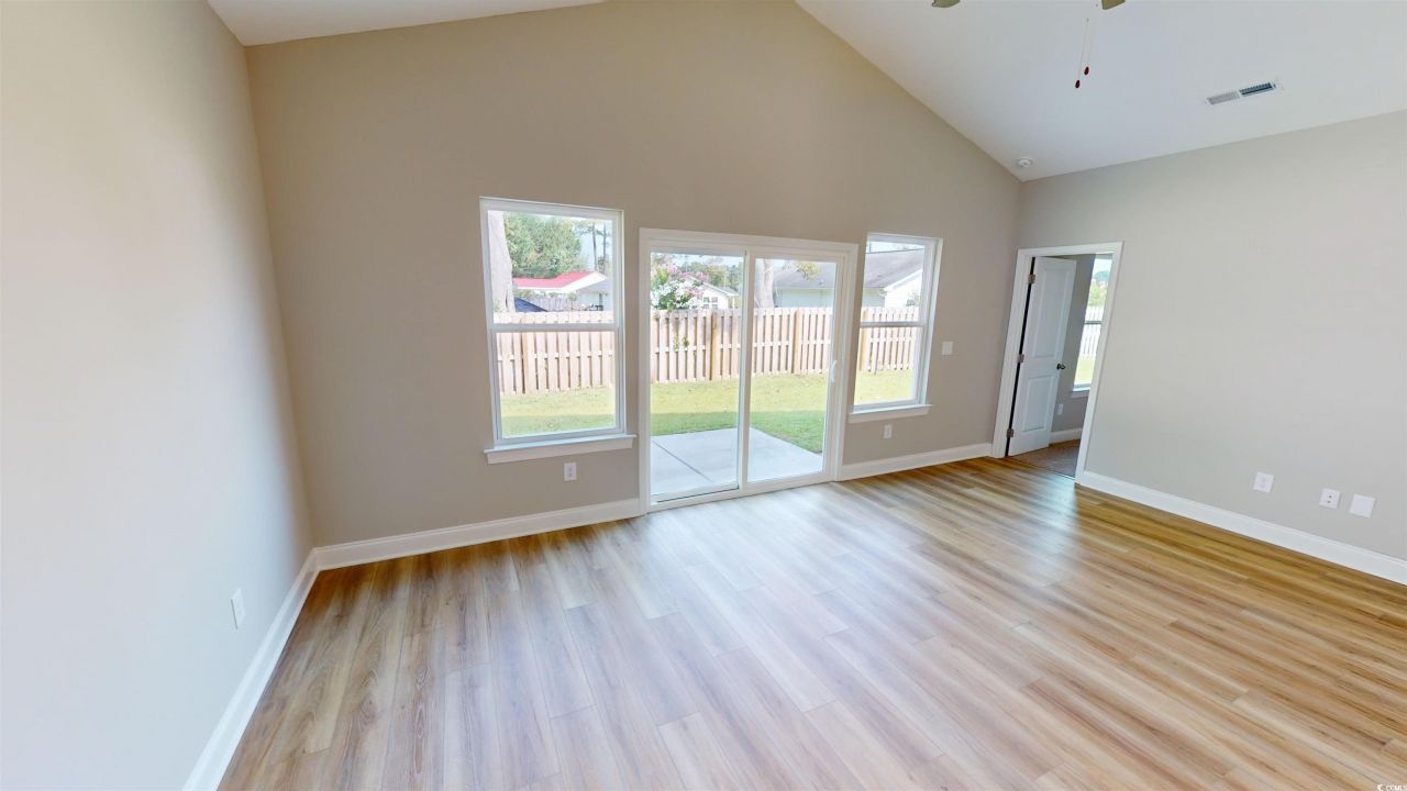 1012 Moen Loop Photo 19