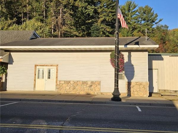 420 Main Street, Plum City, WI 54761