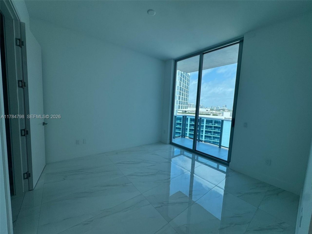 17550 Collins Ave, Unit 1005, Sunny Isles Beach, FL 33160 Photo