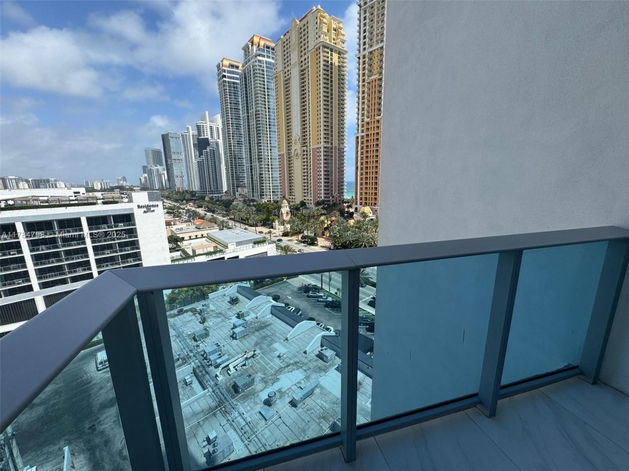 17550 Collins Ave, Unit 1005, Sunny Isles Beach, FL 33160 Photo