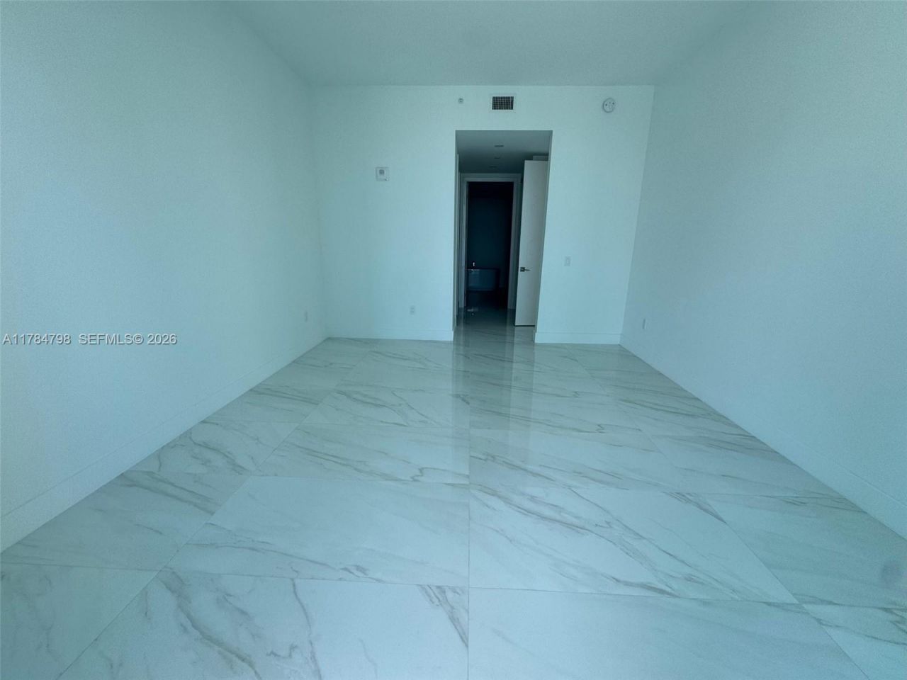 17550 Collins Ave, Unit 1005, Sunny Isles Beach, FL 33160 Photo