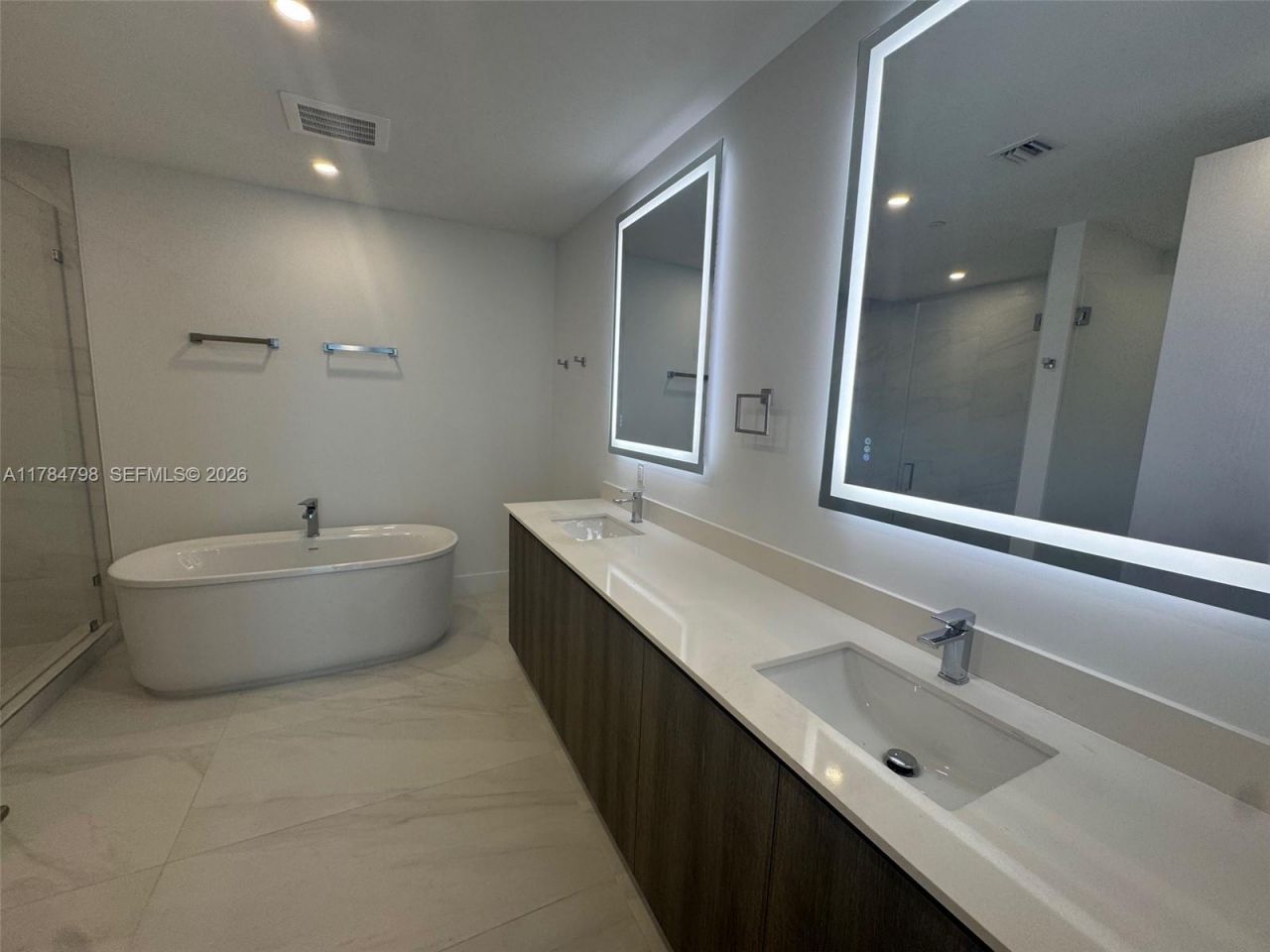 17550 Collins Ave, Unit 1005, Sunny Isles Beach, FL 33160 Photo