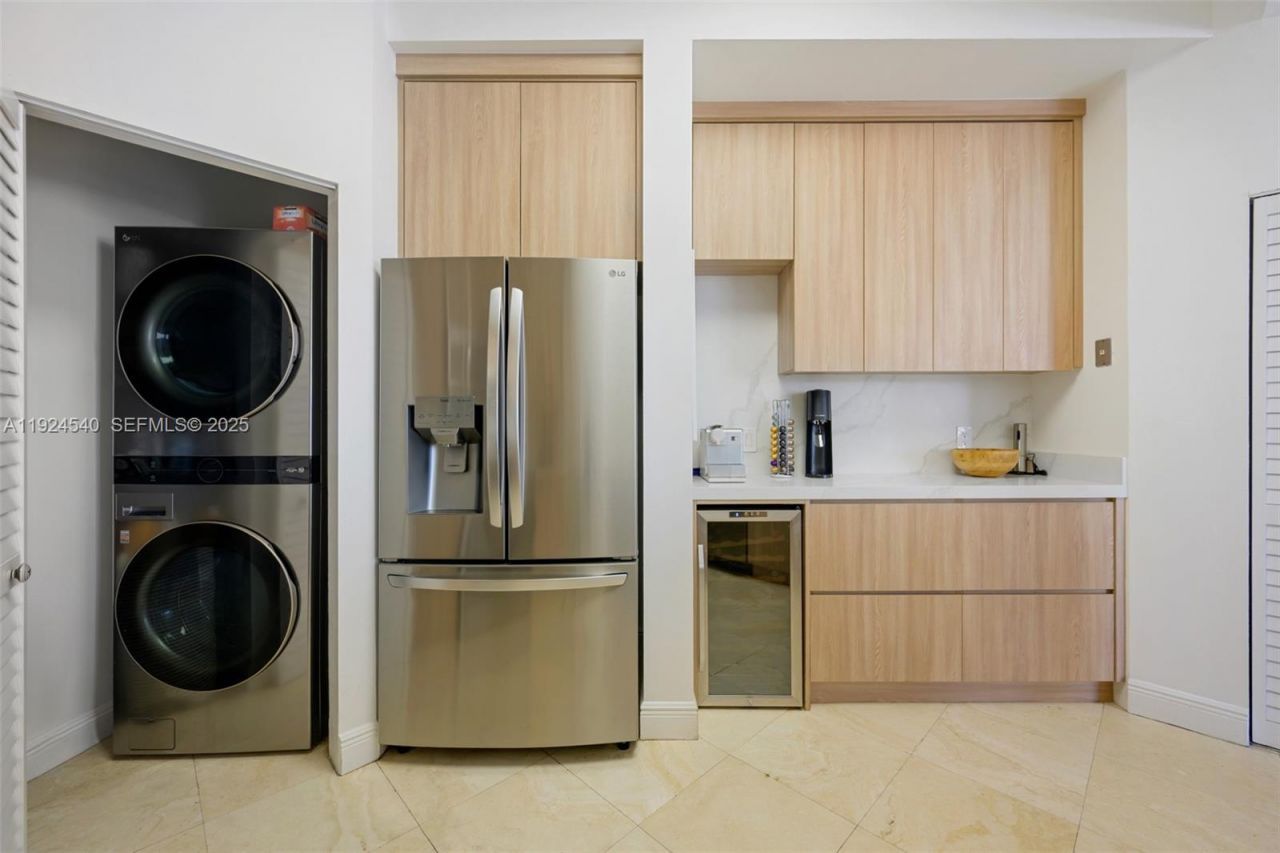 888 Brickell Key Dr, Unit 2909, Miami, FL 33131 Photo