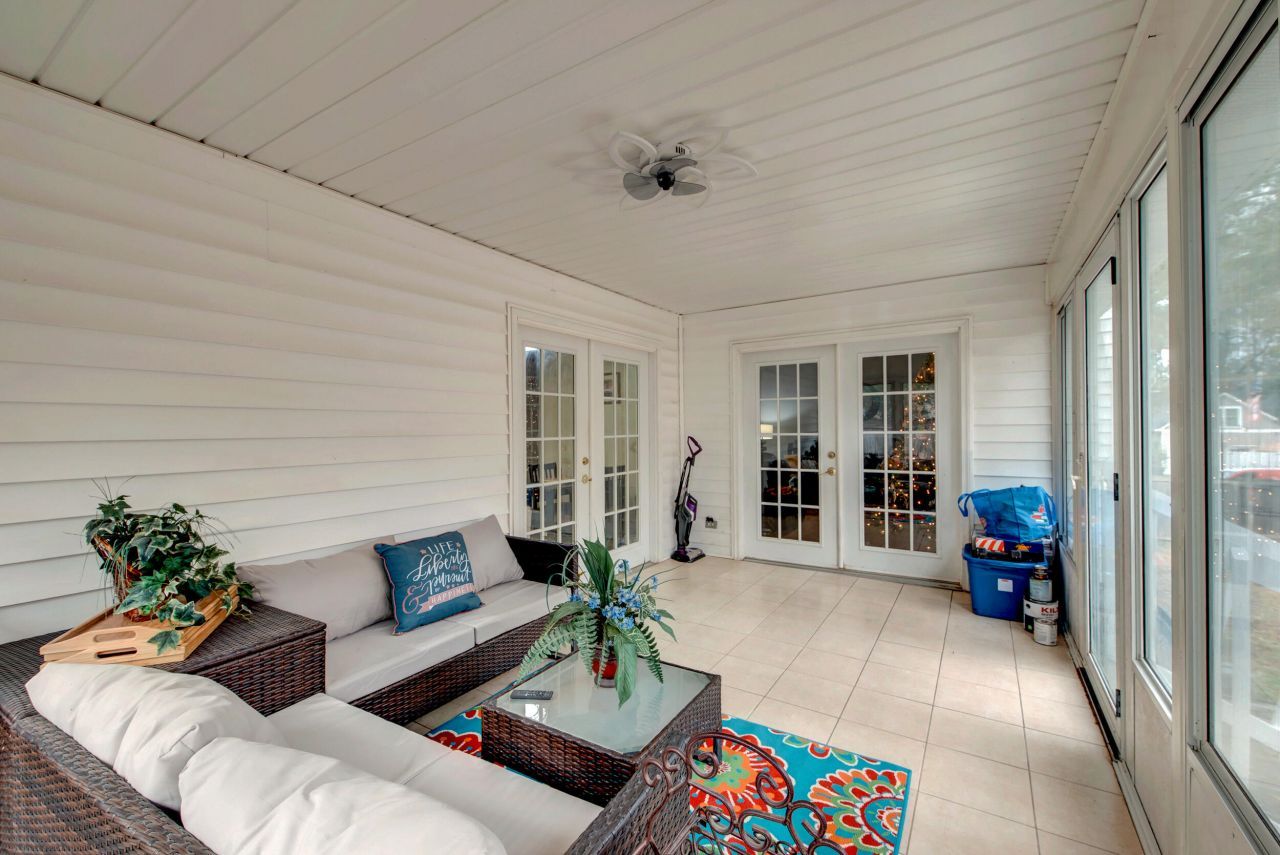 1016 Maidstone Drive Photo 35