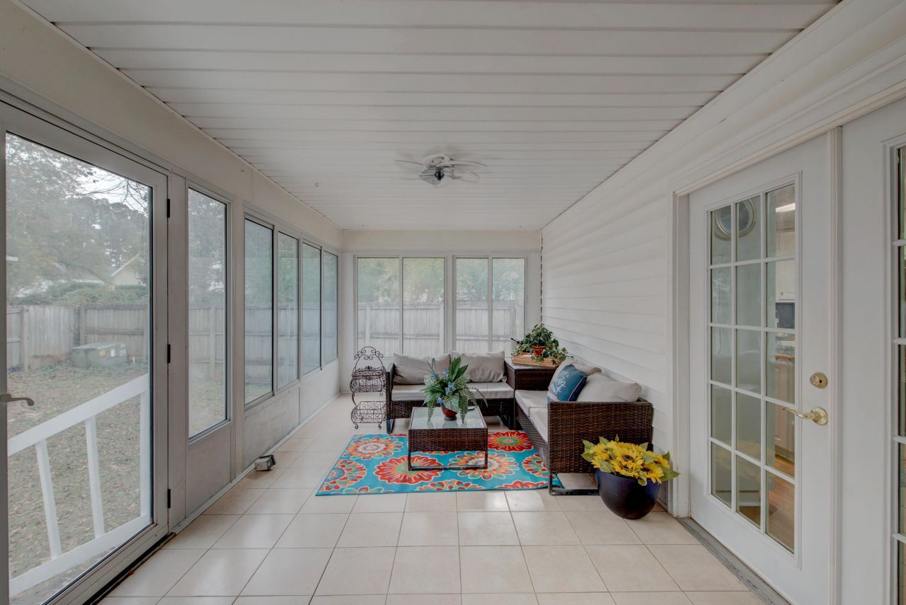 1016 Maidstone Drive Photo 36