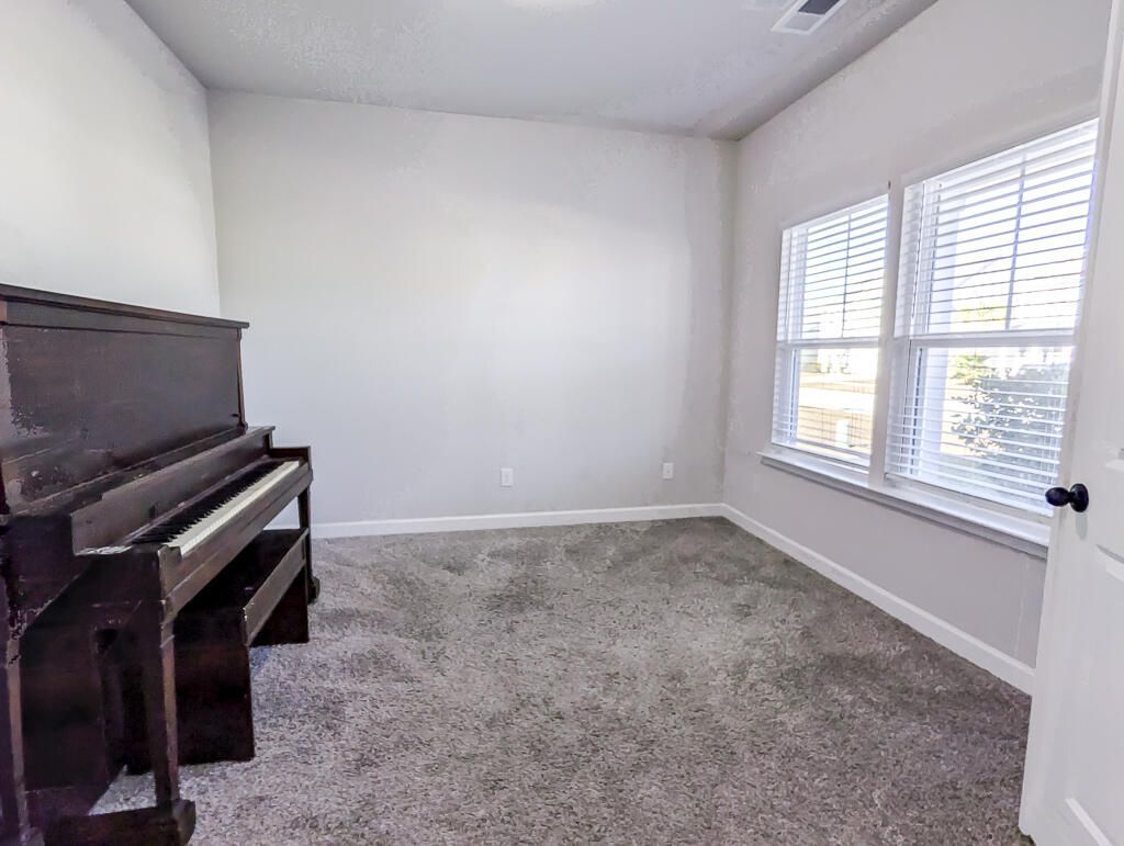 433 Carrara Drive Photo 12