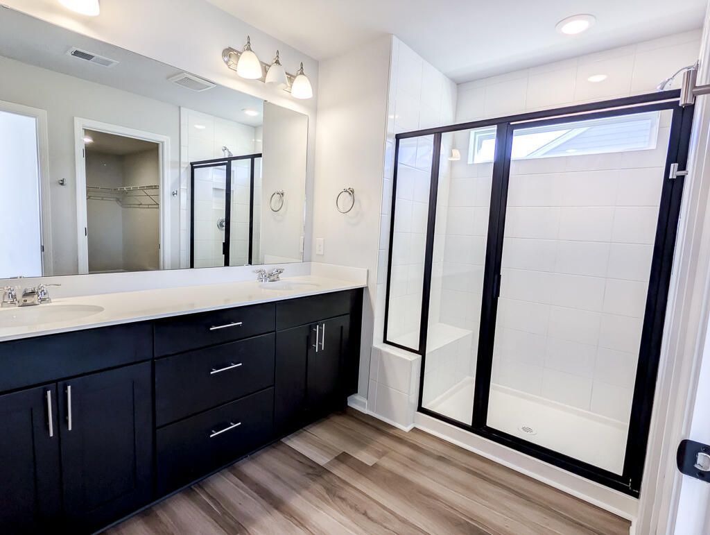 433 Carrara Drive Photo 23