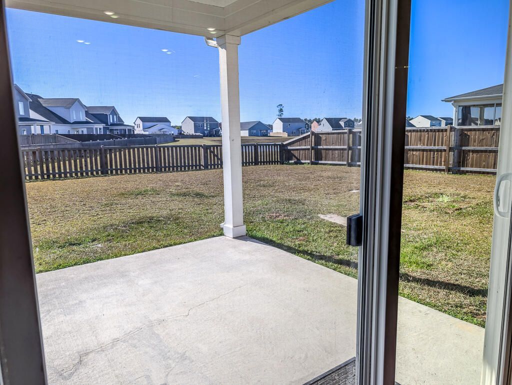 433 Carrara Drive Photo 31