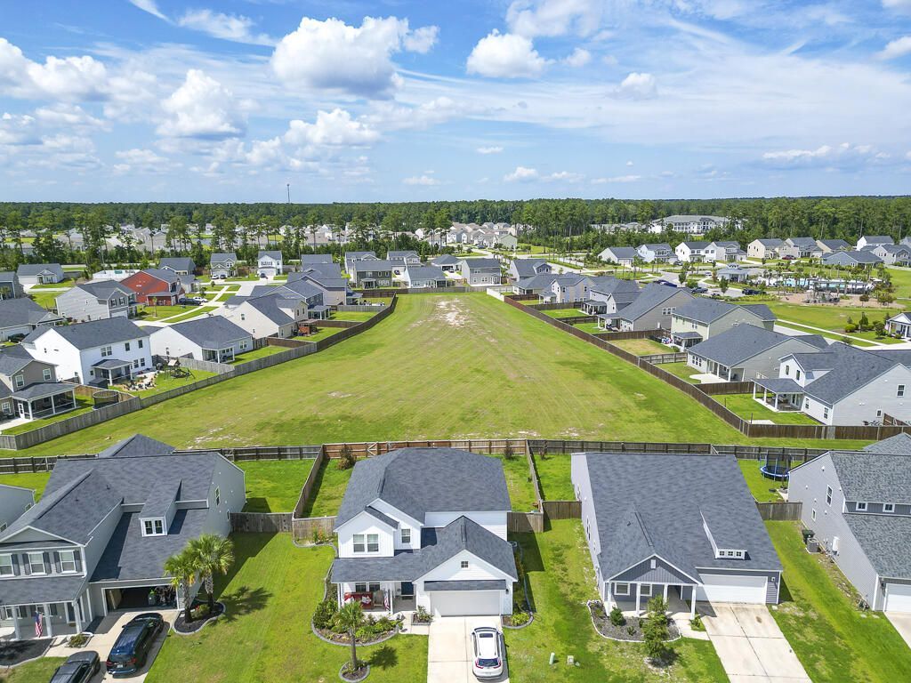 433 Carrara Drive Photo 34