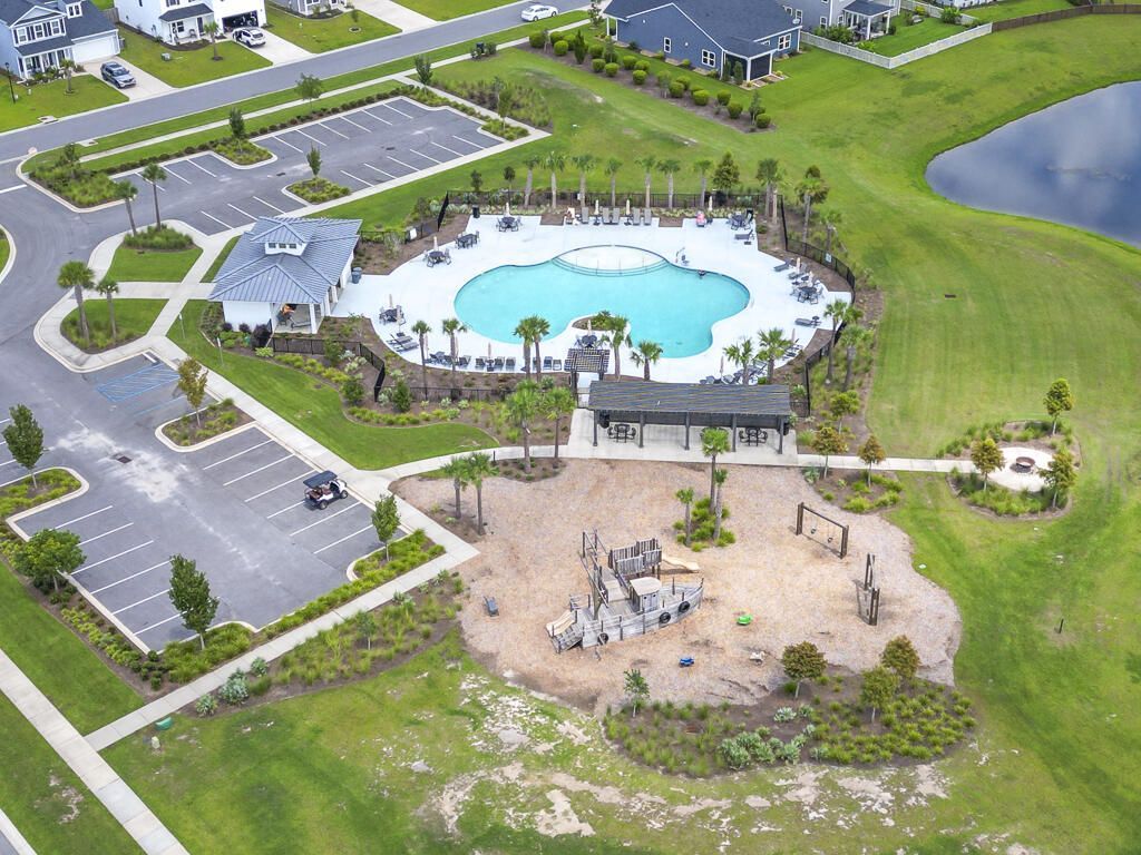 433 Carrara Drive Photo 35