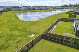 433 Carrara Drive photo 4