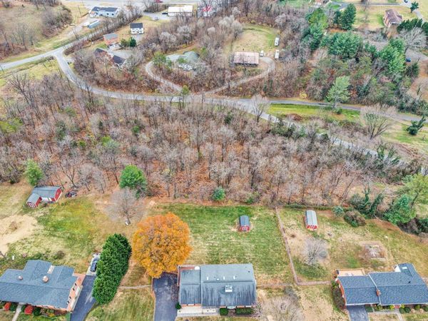 0 Peachtree Valley DR, Roanoke, VA 24012
