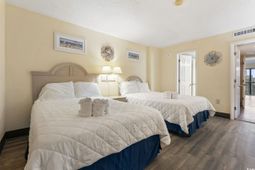 210 75th Ave N photo 4