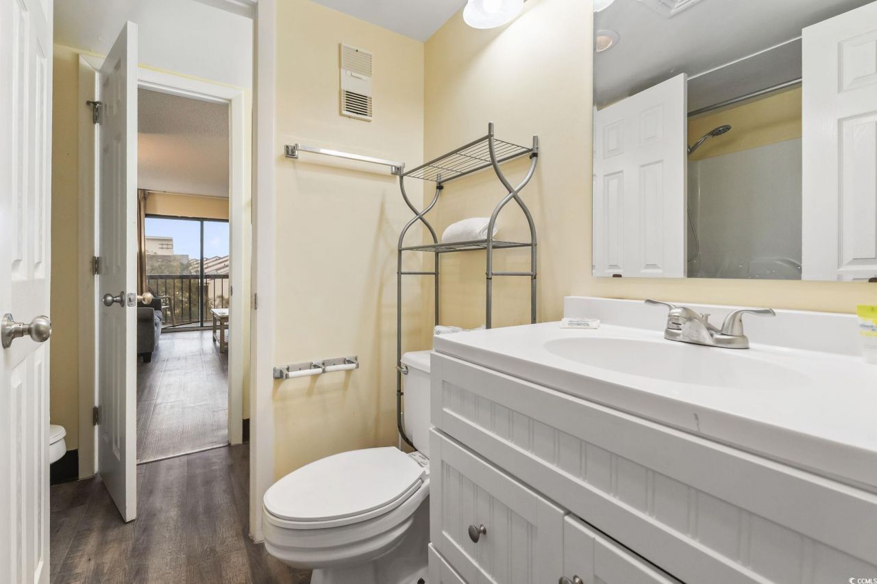 210 75th Ave N Photo 6