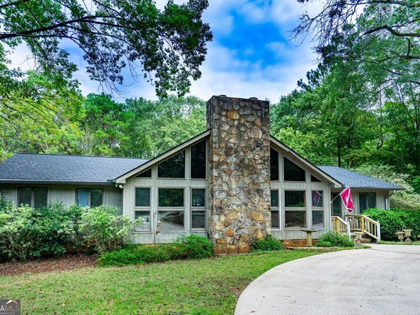 4004 White Oak Lane, Lagrange, GA 30240