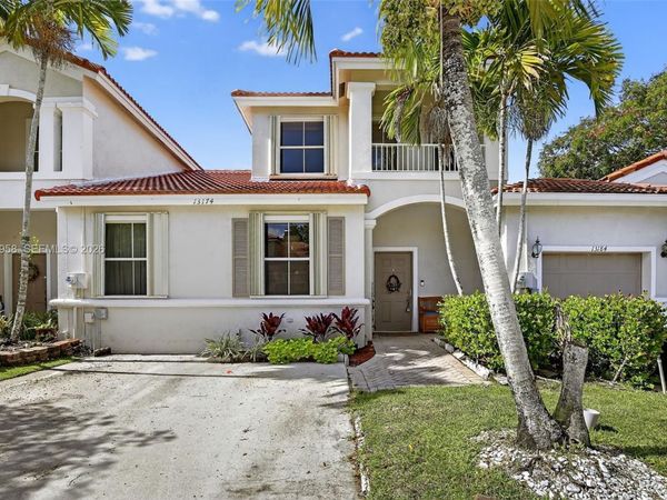 13174 NW 9th Ct, Pembroke Pines, FL 33028