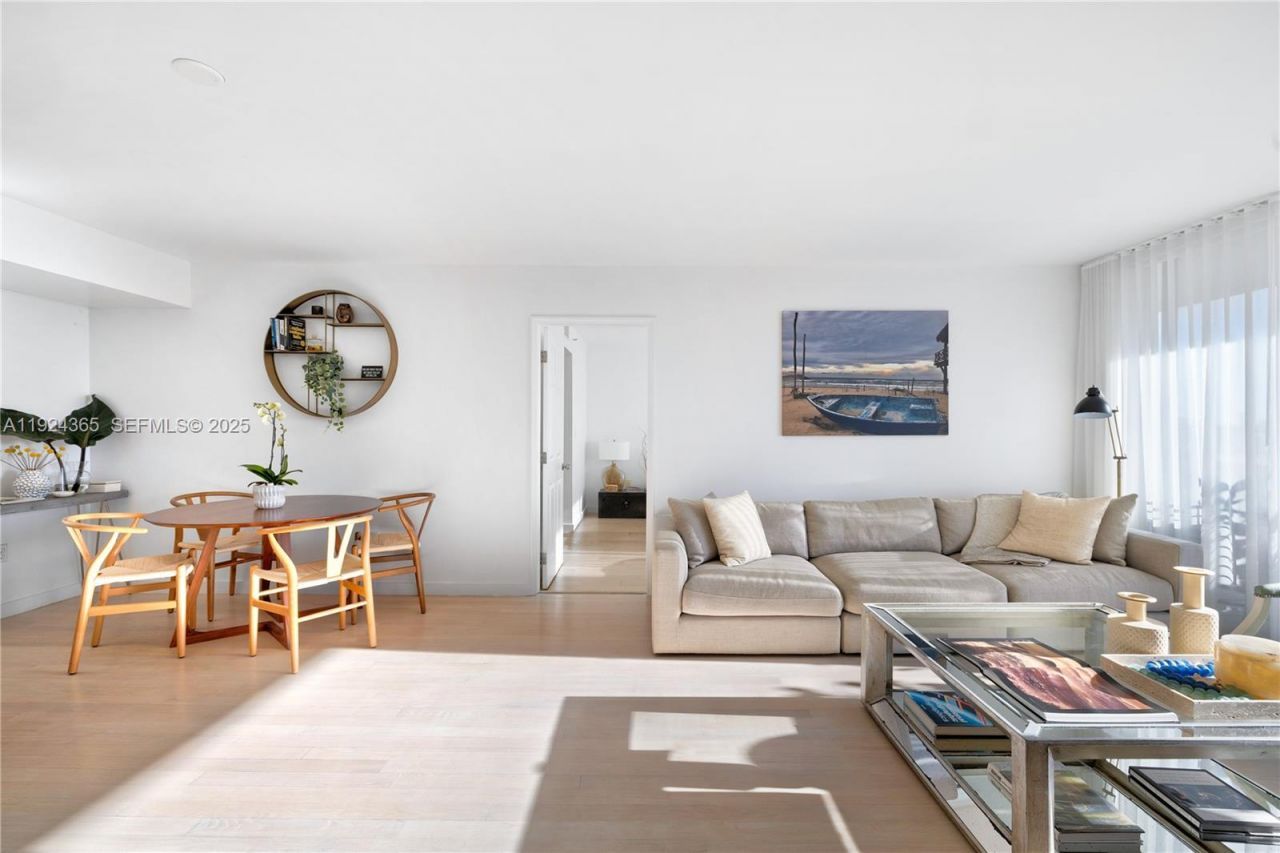 1800 Sunset Harbour Dr, Unit 803, Miami Beach, FL 33139 Photo