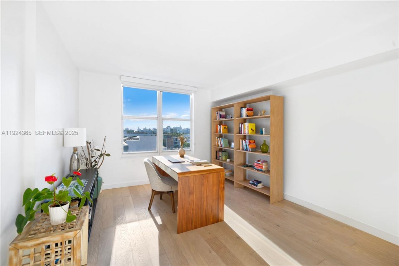 1800 Sunset Harbour Dr, Unit 803, Miami Beach, FL 33139 Photo