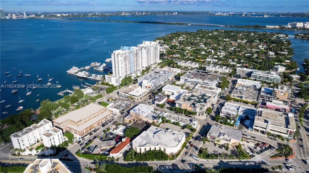 1800 Sunset Harbour Dr, Unit 803, Miami Beach, FL 33139 Photo
