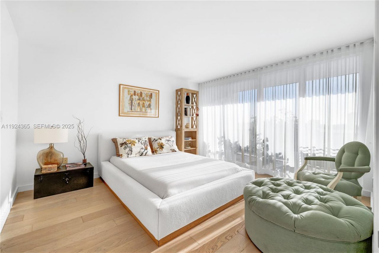 1800 Sunset Harbour Dr, Unit 803, Miami Beach, FL 33139 Photo