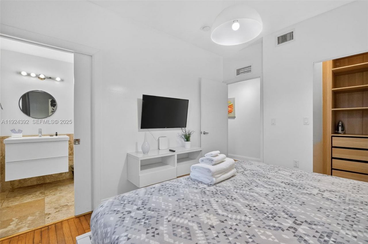 1410 Euclid Ave, Unit 2, Miami Beach, FL 33139 Photo