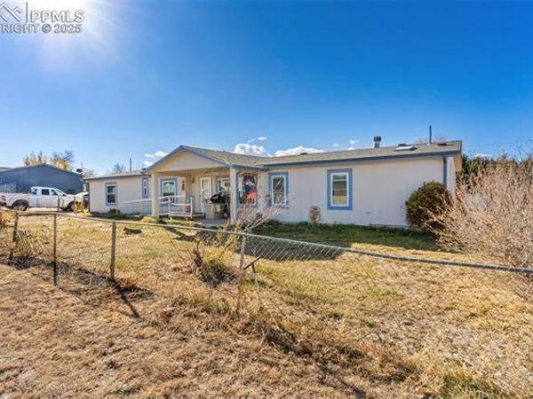 1621 Carltonia Street, Pueblo, CO 81006