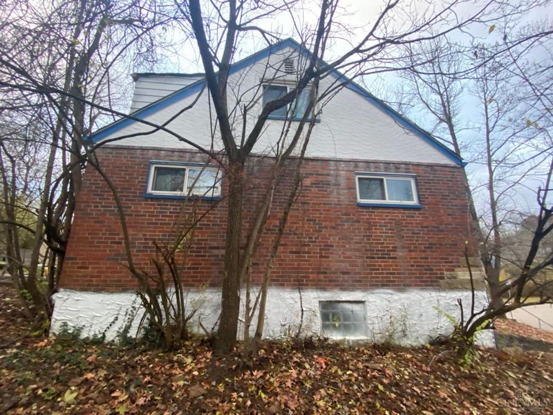 1197 Toluca Court, Cincinnati, OH 45224 Photo 2