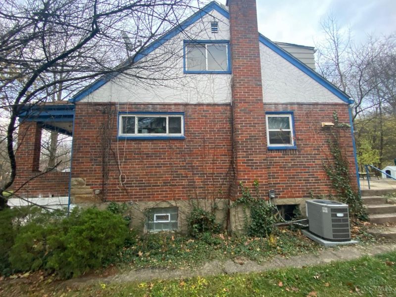 1197 Toluca Court, Cincinnati, OH 45224 Photo 4