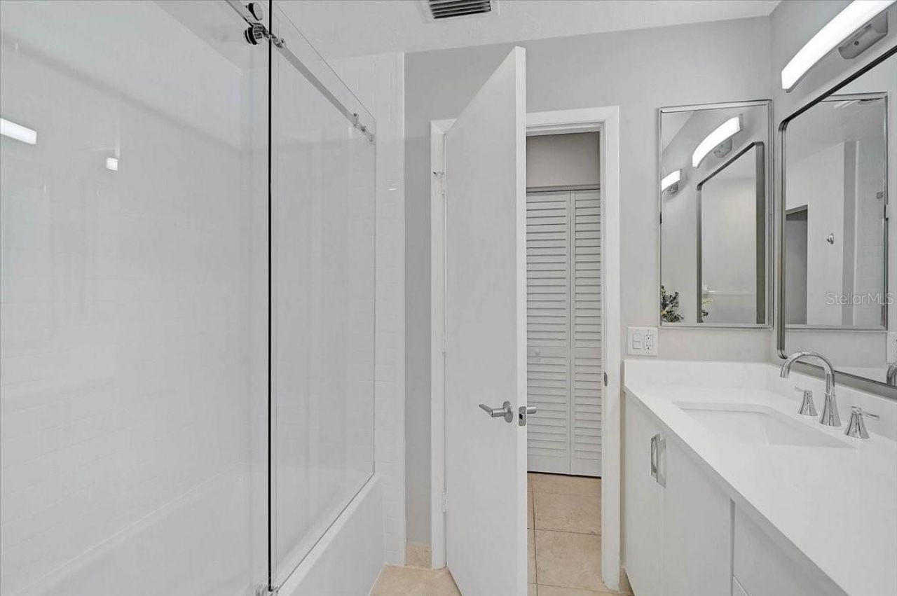 988 Blvd Of The Arts, Unit 115, Sarasota, FL 34236 Photo