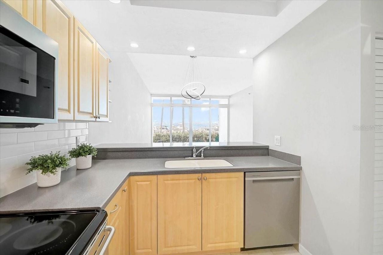 988 Blvd Of The Arts, Unit 115, Sarasota, FL 34236 Photo