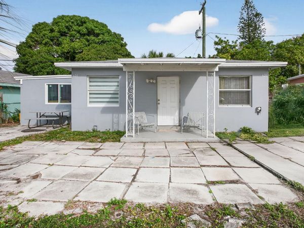 621 50th Street, West Palm Beach, FL 33407