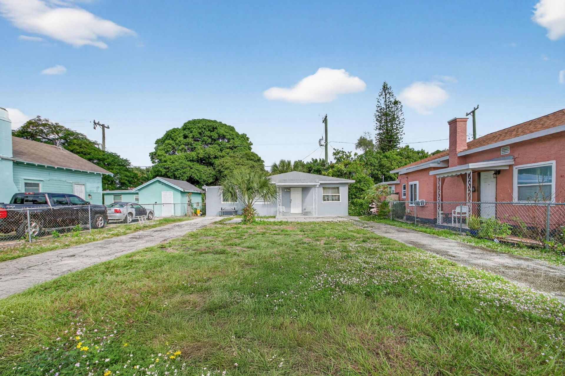 621 50th Street, West Palm Beach, FL 33407 Photo