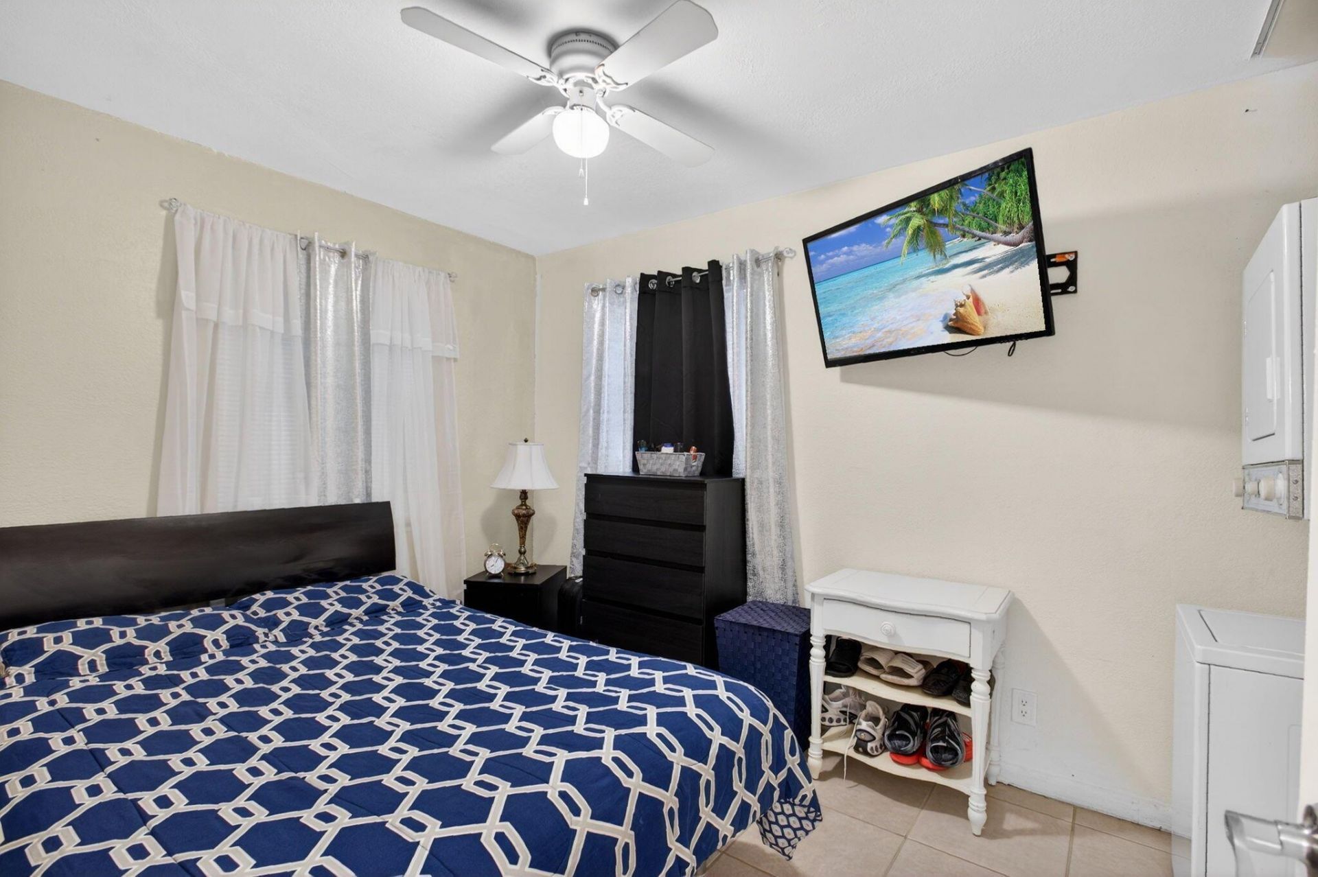 621 50th Street, West Palm Beach, FL 33407 Photo