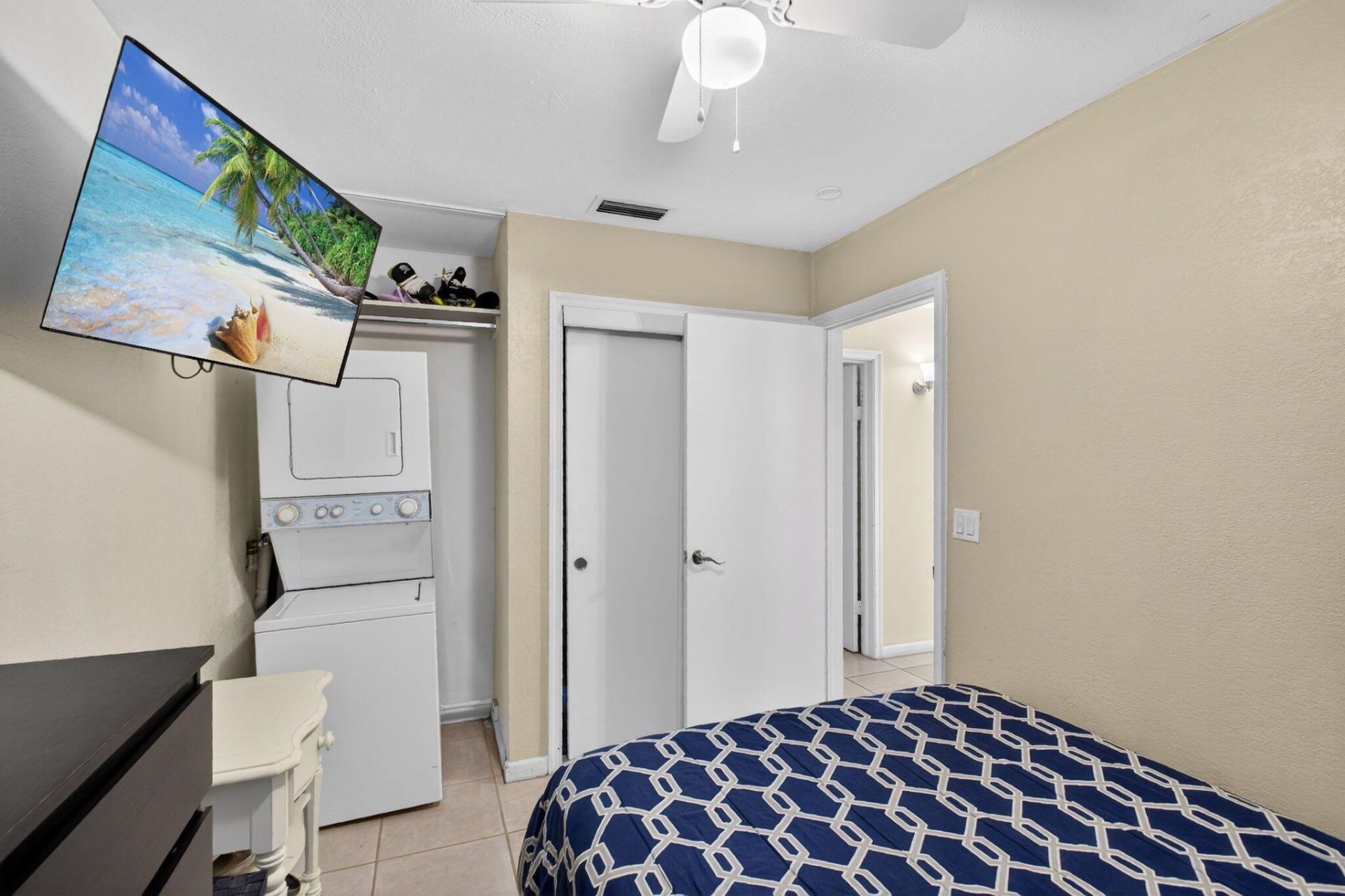 621 50th Street, West Palm Beach, FL 33407 Photo