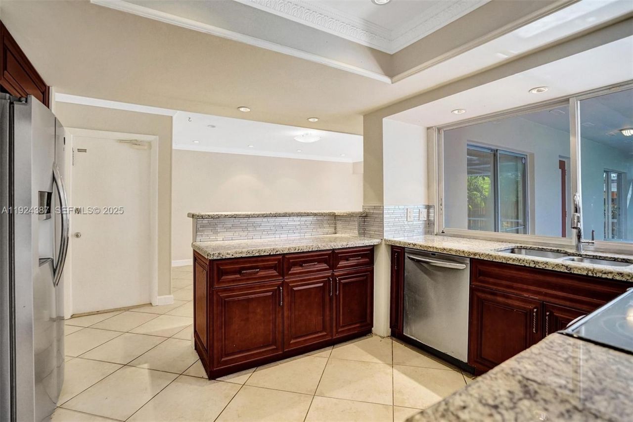 470 NW 46th Ave, Plantation, FL 33317 Photo